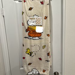 Peanuts Fall Blanket
