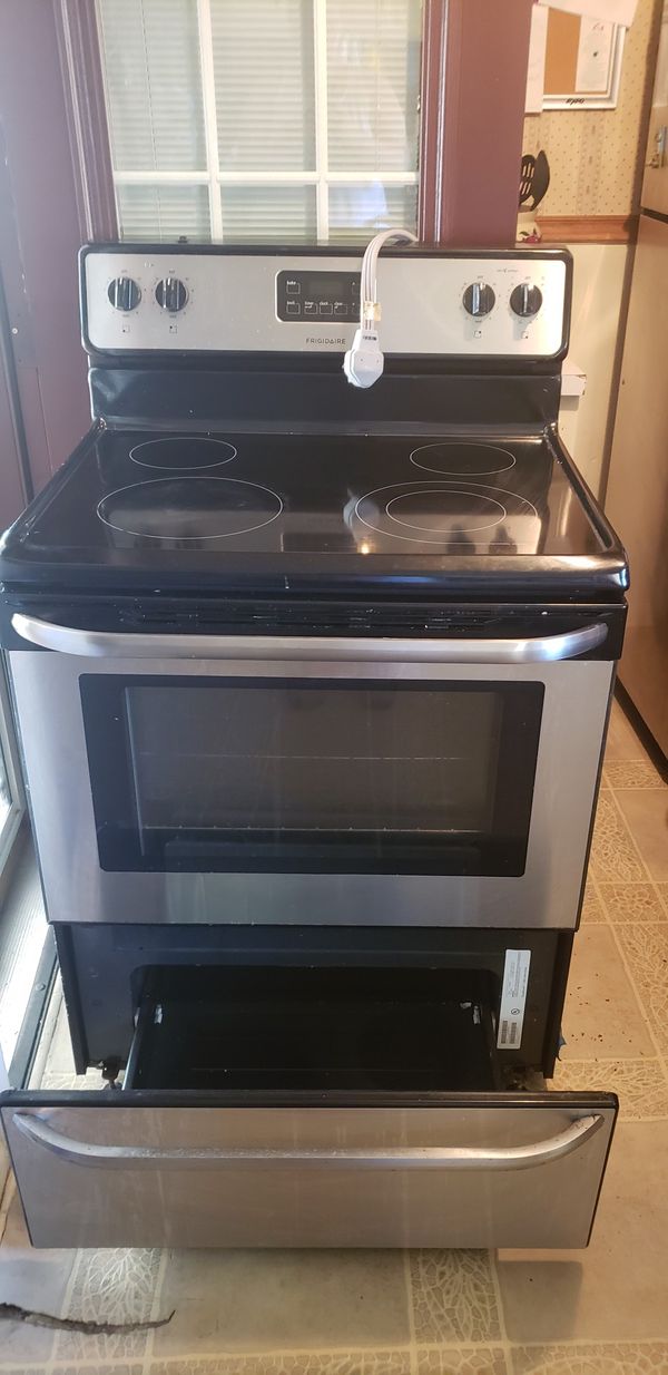 Electic stove for Sale in Fayetteville, NC OfferUp
