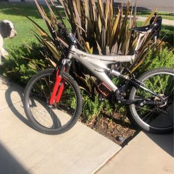 Trek Y33 Carbon Fiber , All XTR Components , New Tires, Great Mountain  Bike 