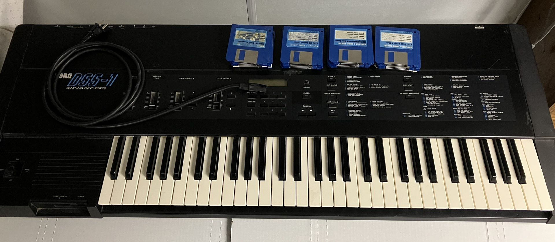 Korg DSS-1 Sampling Synthesizer - Used, Working