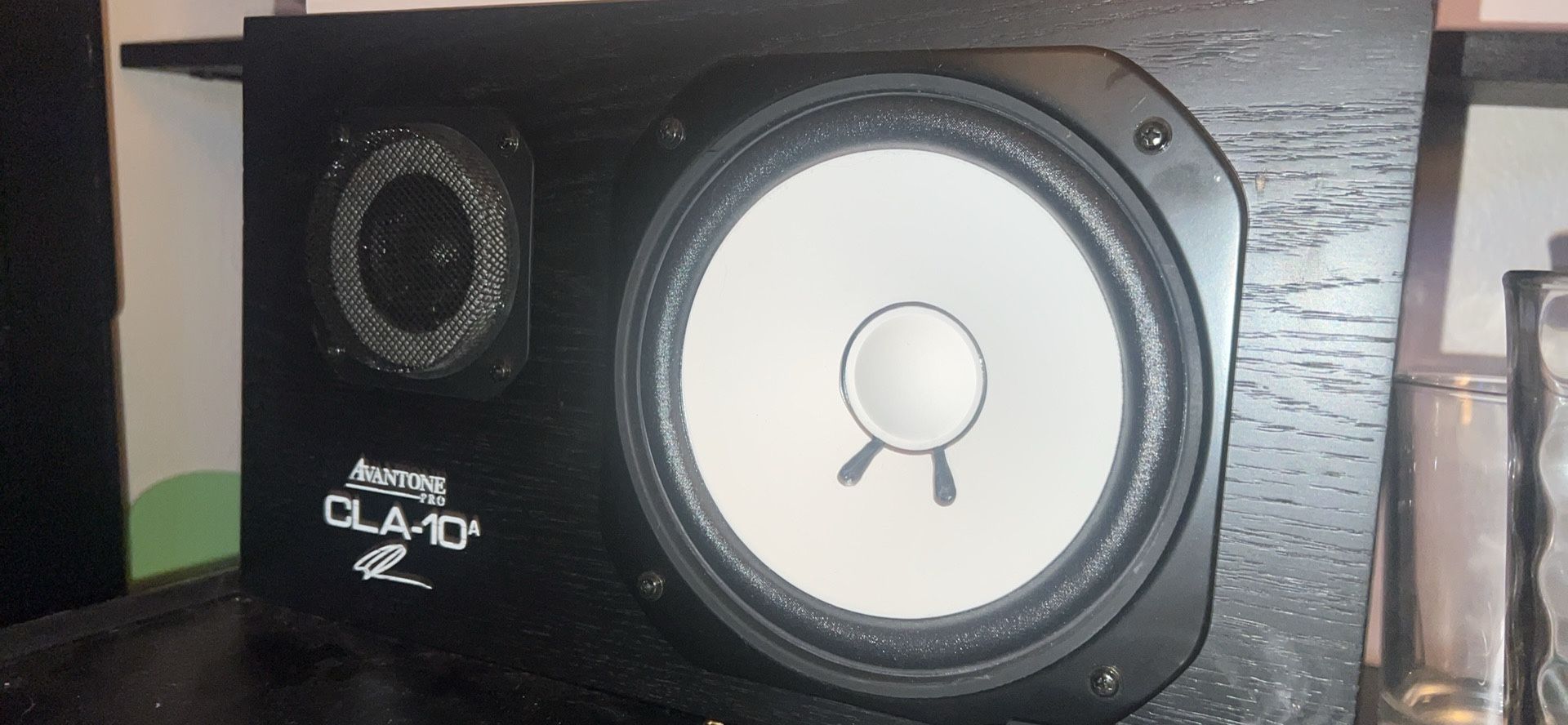 AVANTONE CLA-10 ACTIVE STUDIO MONITORS (PAIR)