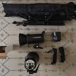 Neewer SK300 Studio Strobe Lights x2