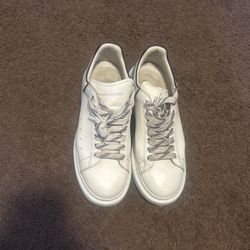 Alexander Mcqueens