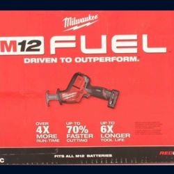 Milwaukee M12 FUEL 12-Volt Lithium-Ion Brushless Cordless HACKZALL Reciprocating Saw Kit w/ One 4.0Ah Batteries Charger & Tool 