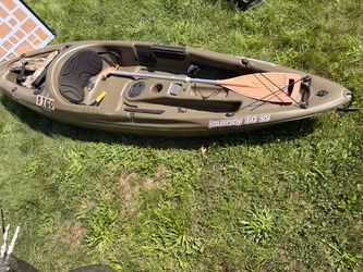 Sun dolphin 10” foot and trophy 126 10.6 foot kayak