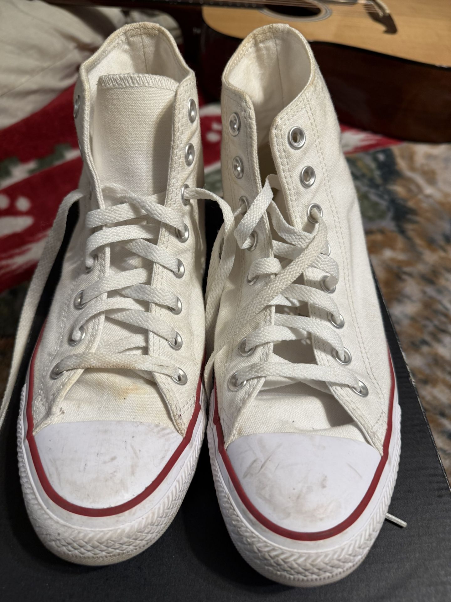 Converse White