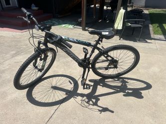 Schwinn Mountain Bike 26”