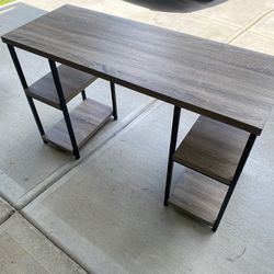 Desk With Shelves 