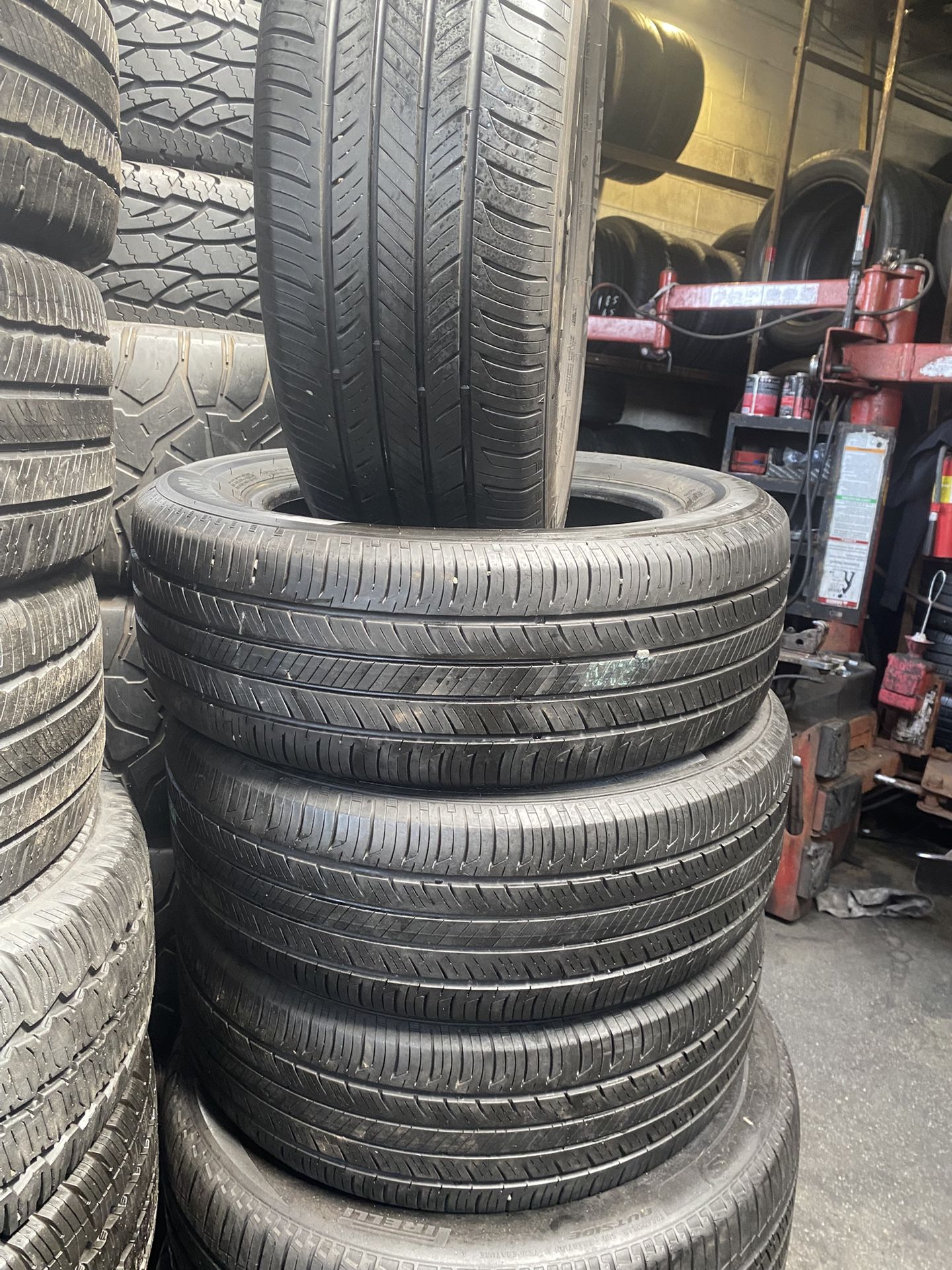 205/60/16 Hankook 4 Tires 70% Life