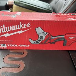 Milwaukee M12 PVC Shears