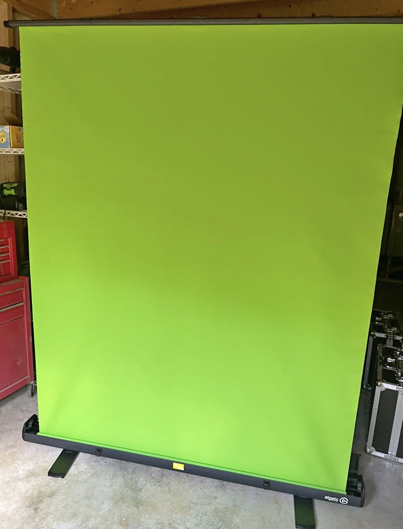 RETRACTABLE ELGATO GREEN SCREEN