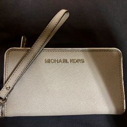 MK Wristlet 