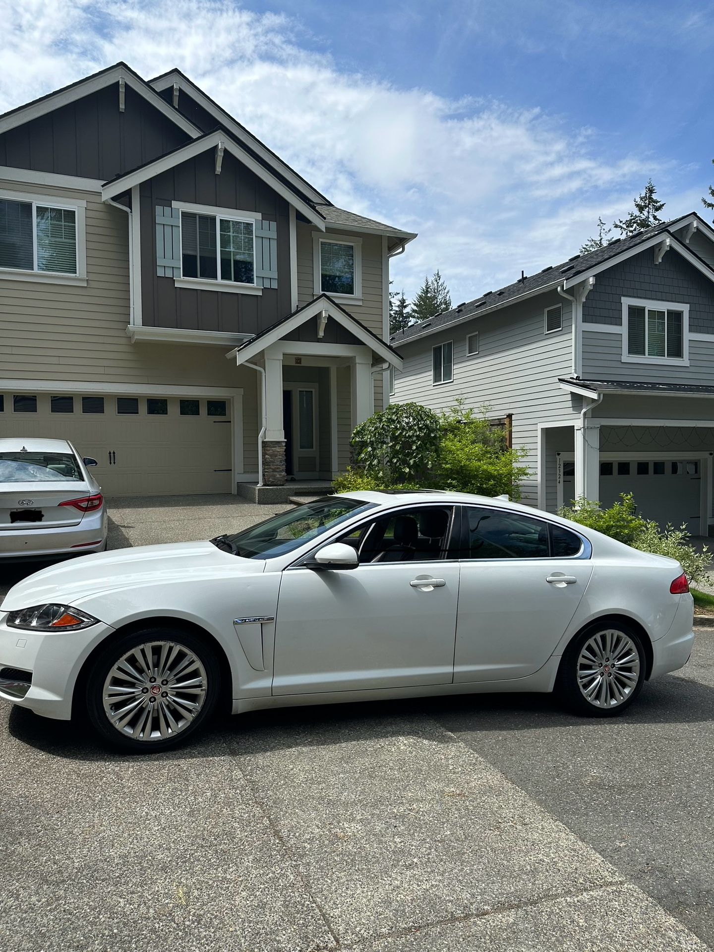 2014 Jaguar XF