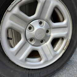 Single Original Jeep Rims Size 16