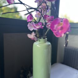 Large vase with false flowers