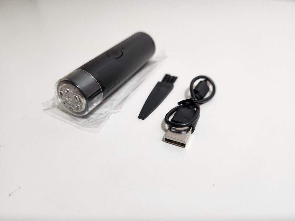 Electric Razor, Easy Use High Speed Mini Electric Shaver for Vacation Trip Work (Black)