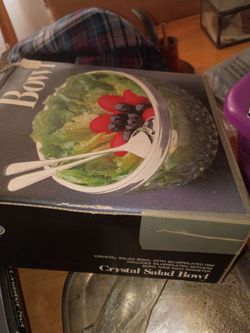 Cristal salad bowl includes silver plated servers