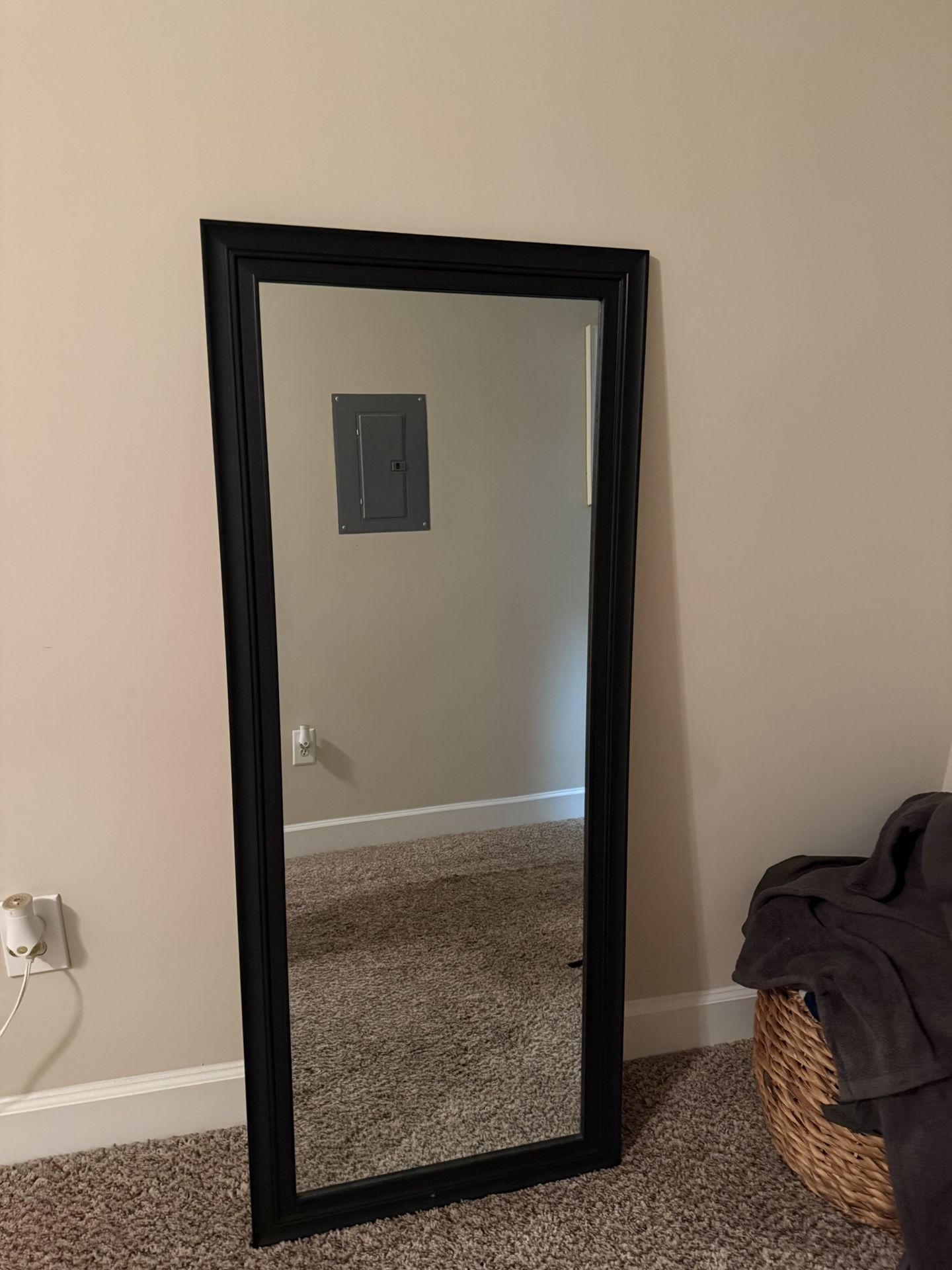 Full body mirror