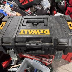 Dewalt Box