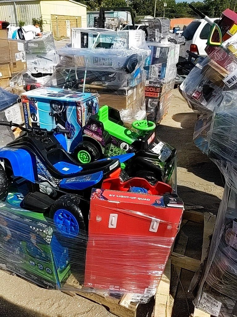 Walmart load arrived pallets starting at $250 & Up Dont miss out Financing available!!!