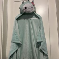 New Hooded Throw Blanket