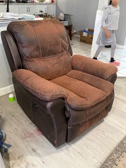 Recliner & Couch