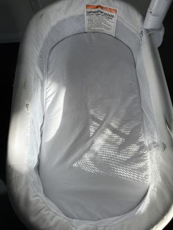 Moving Basinet With Musical Charm