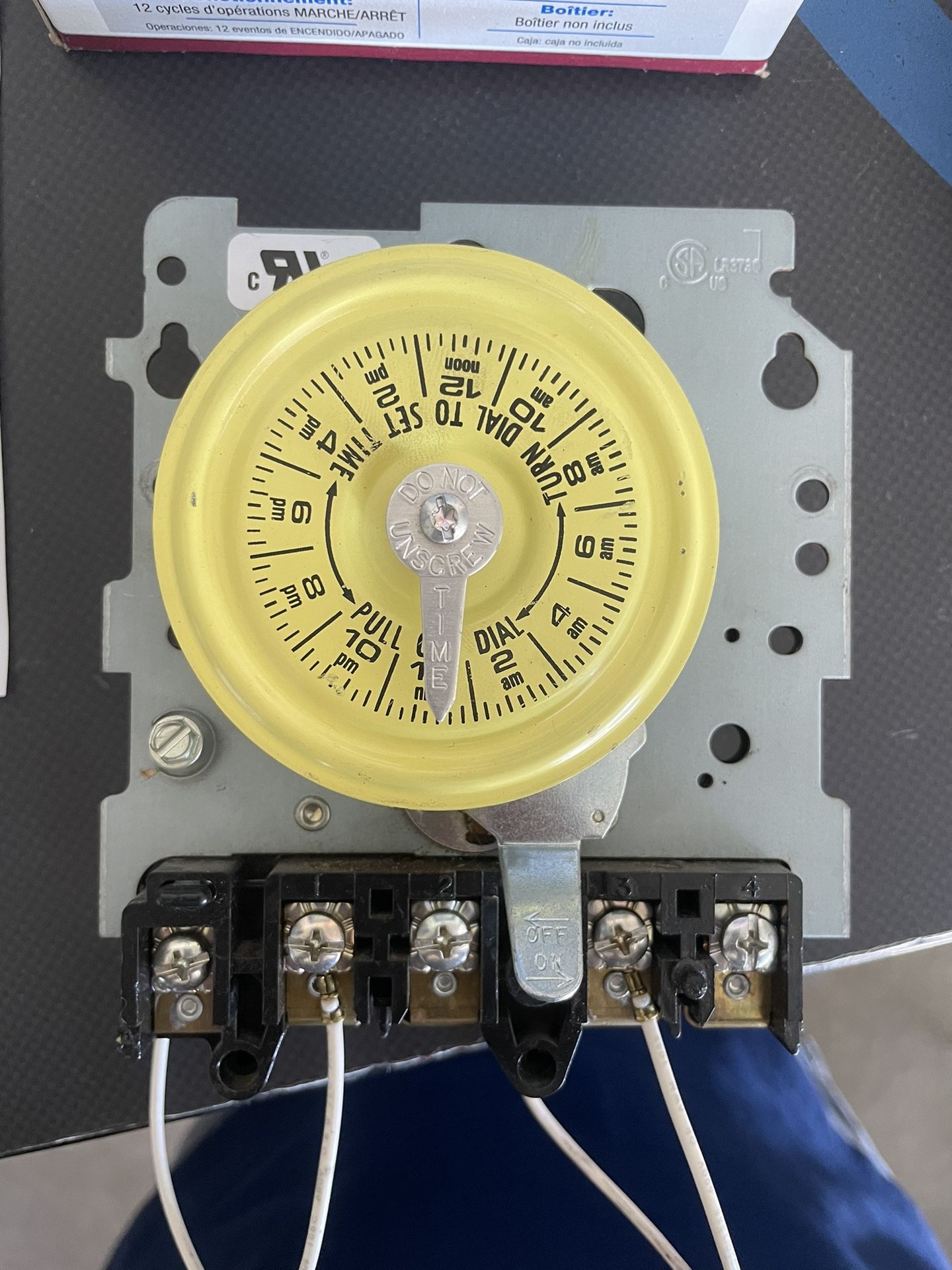 T104M - 24 Hour Timer Switch