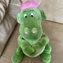 VTG Pete's Dragon Elliot Disneyland Walt Disney World Green Pink Plush 15"