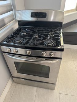 GE Stove