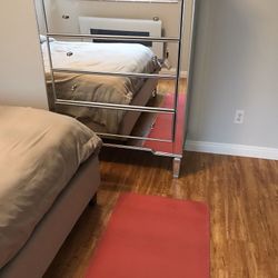 5 Drawer silver mirror chest