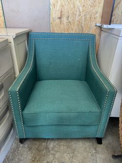 Great Condition Teal Accent chair