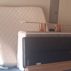 Southern King Size bed