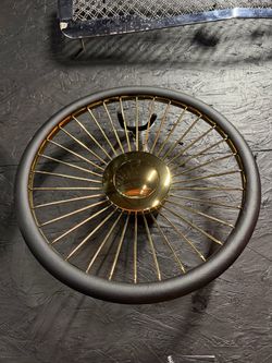 GOLD CENTER CHROME LIP WIRE WHEELS AND MATCHING STEERING WHEEL