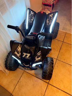 Power wheel 4 wheeler like new