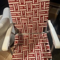 Supreme Lawnchair 