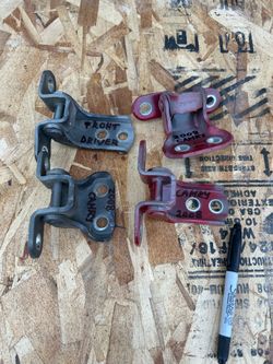 Door hinges