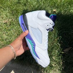 JORDAN RETRO 5 GRAPE 🍇 SIZE 13