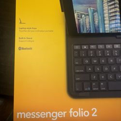Ipad keyboard connector 