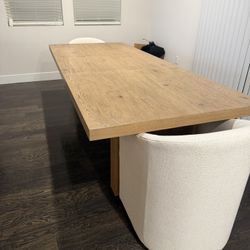 pottery barn Dining table 