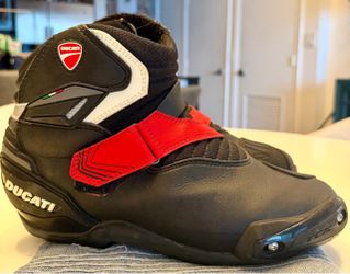 Ducati Motorcycle Boots M size 7 / W size 8