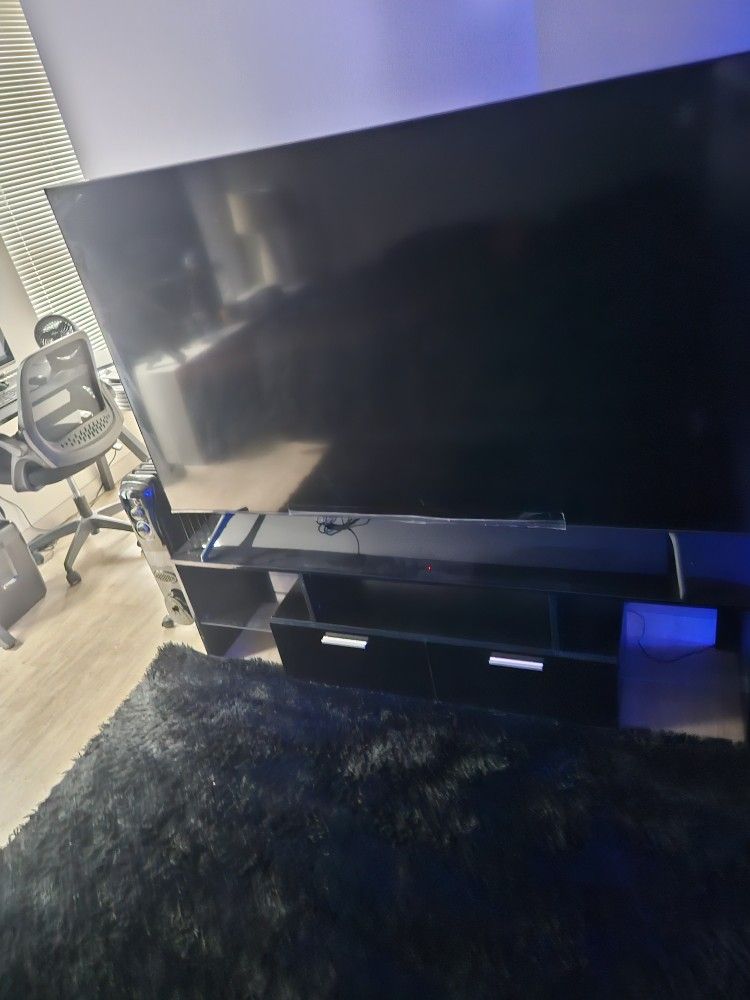 SAMSUNG 80 INCH T.V WITH STAND INCLUDED
