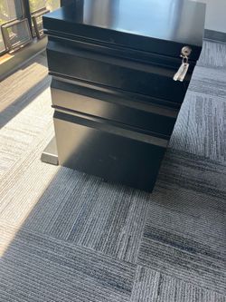 Locking 2-Drawer Mobile File Cabinet – Black – Includes Key