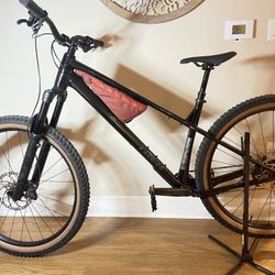  Trek Roscoe 8 XL – Like New  2026