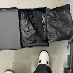 Jordan 4 Black cat