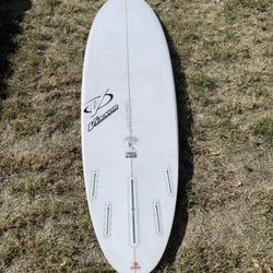 Surfboard 7’2” Midlength Vernor