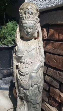 Lighted vintage statue