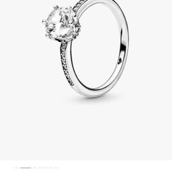 Solitaire Crown Pandora Ring 