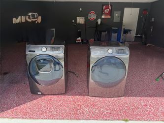 Black Washer and Dryer Set