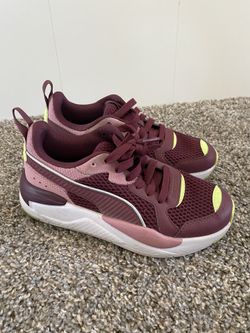 Girls Puma X-Ray 2 size 4.5